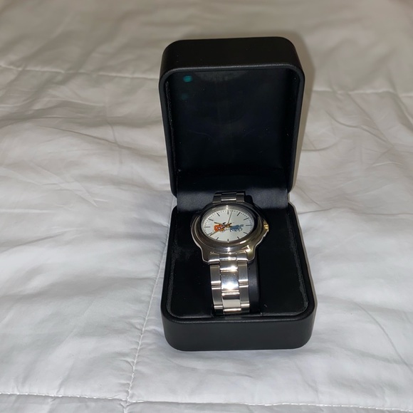 Silver watch - Picture 2 of 6